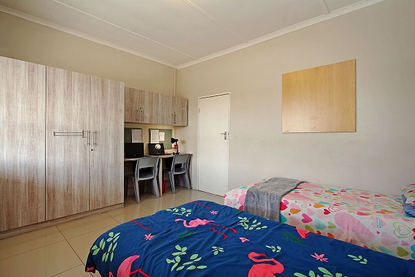 Shared Room - Unit C